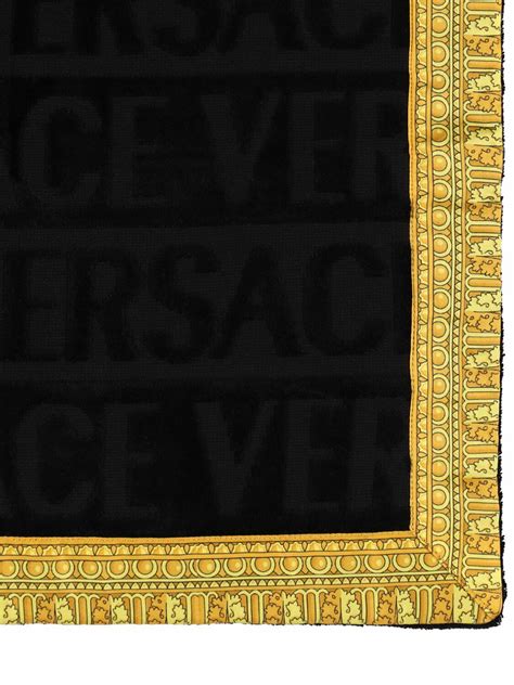 bademantel versace barocco|Versace Barocco Bath Mat .